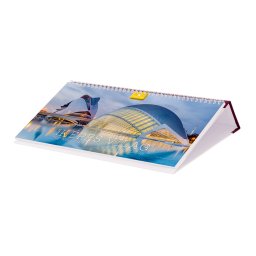 Képes asztali naptár Képes világ 320 x 150 mm, fehér lapokkal fekvő bordó műbörrel borított tartóval Dayliner 2026.