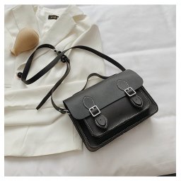 Csinld magad Brtska , Kzmves Br Vlltska