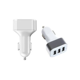Auts auttlt cigaretta knnyszerrel 3xusb porttal