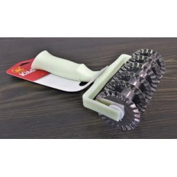 Tsztavg roller - Kzi konyhai eszkz tsztaszeletelshez
