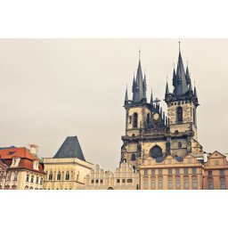 3 nap / 2 éjszaka 2 fő részére reggelivel Prágában-Holiday Inn Prague by IHG 4****