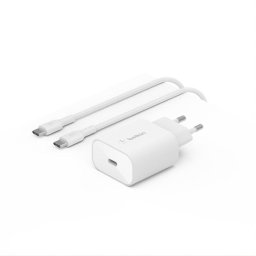 Belkin BOOST CHARGE 25 W USB-C Power Delivery PPS fali töltő 1 m-es USB-C–USB-C kábel, fehér