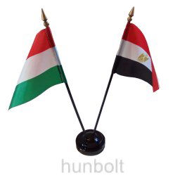 Nemzeti és Egyiptom zászlók asztali tartóval