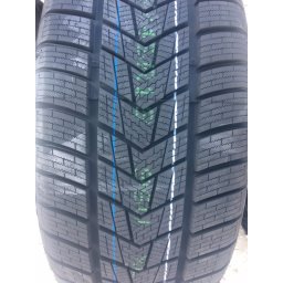 Tracmax X-Privilo S330 225/45 R19 96V XL