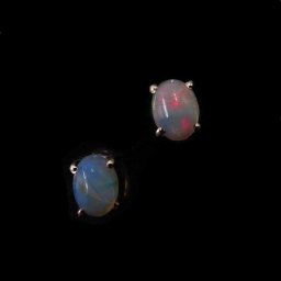 Nemes opál fülbevaló