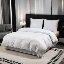 JASMINE mikroszálas szállodai ágyneműhuzat, fehér – 2 cm-es csíkos Ágyneműhuzat mérete: 2 db 70 x 90 cm | 200 x 220 cm