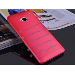 Ultravékony plastový kryt HTC One M7 červený