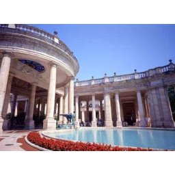 4 nap / 3 éjszaka 2 fő részére reggelivel vagy félpanziós ellátással Montecatini Termében- Hotel Ercolini e Savi