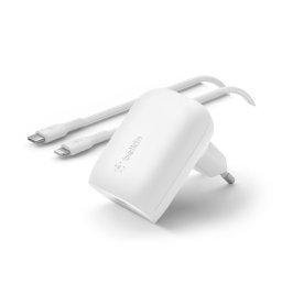 Belkin BOOST CHARGE 30 W USB-C Power Delivery PPS fali töltő 1 m-es USB-C–Lightning kábel, fehér
