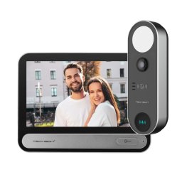 Techson TCTIS716 + TCTDB102 Egylakásos Video IP kaputelefon szett