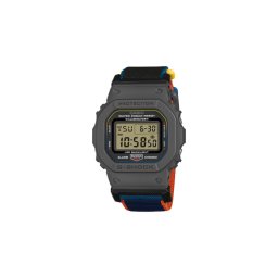 DW-5600MNC-8A2ER Casio karóra