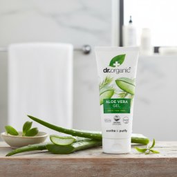 Dr. Organic - Bio Aloe vera gél teafával