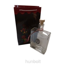 Ón címeres lapos üveg dugóval 500 ml tasakkal