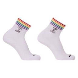 Love is Love Vékony zokni fehér színben