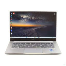 HP Zbook Studio 15 G8 felújított laptop i7-11850H 32GB RAM 512SSD 15.6" FHD WIN11