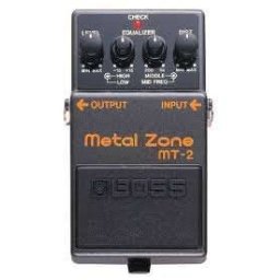 BOSS MT-2 effekt pedál