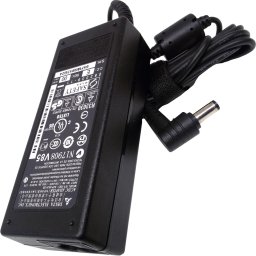 MSI 65W 19V-os hálózati adapter (hálózati kábellel együtt)