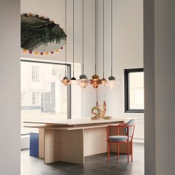 DESIGN BY US LED pendant light Nutty, clear / black, Ø 18.5 cm, glass