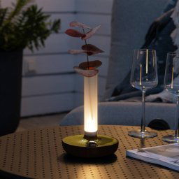 Konstsmide Biarritz LED table lamp, IP54, battery, CCT, gold