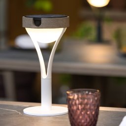 Les Jardins Tyble LED solar table lamp, white / teak, 2,700 K, 200 lm