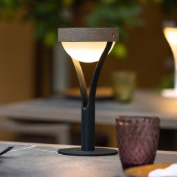Les Jardins Tyble LED solar table lamp, black / teak, 2,700 K, 200 lm