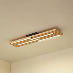 Lindby LED ceiling light Madero, pine wood, 90 cm x 20 cm