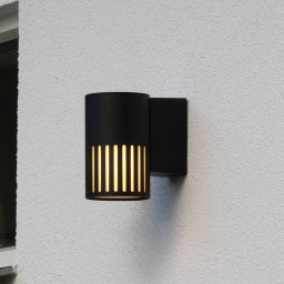 Konstsmide Pistoia outdoor wall lamp, black, height 17 cm, metal, IP54