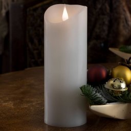 Konstsmide Christmas Features a 3D flame - LED real wax candle