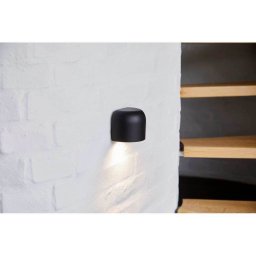 LOOM DESIGN Nyx LED wall light, black