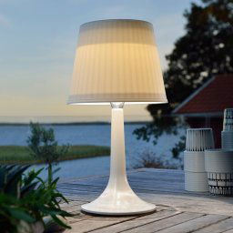 Konstsmide White Assisi Sitra LED solar table lamp