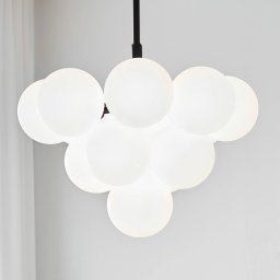 Markslöjd Merlot hanging light made of glass, black/white