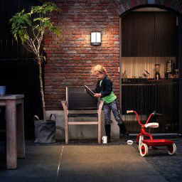 Philips Stock - LED outdoor wall light with sensor