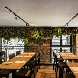 SLV Puri spotlight for single-circuit track black