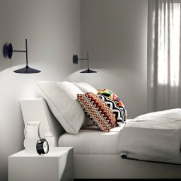 Linea Light Poe Plus LED wall light, black