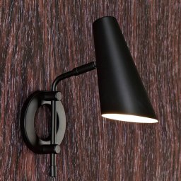 Markslöjd Call wall light with a switch and a plug