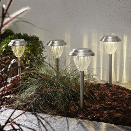 STAR TRADING Palma LED solar pillar light in a set of 4