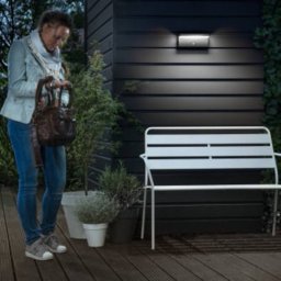 Philips LED outdoor wall lamp Bustan Sensor, 4,000 K