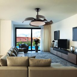 Schuller Valencia Enzo LED ceiling fan, dimmable, CCT, black