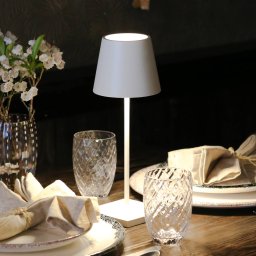 Zafferano Poldina mini rechargeable table lamp IP65 white