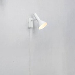 Markslöjd Metro wall light, white, with cable and plug