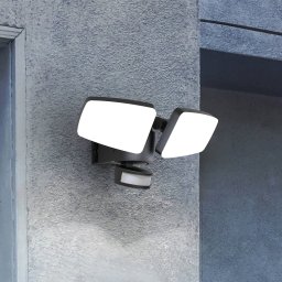 Heitronic LED outdoor wall light Duplex, 2-bulb, corner mounting