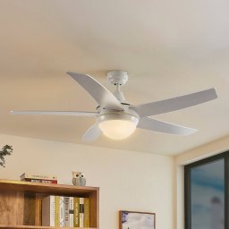 Lindby ceiling fan with light Auraya, quiet, white, 130cm