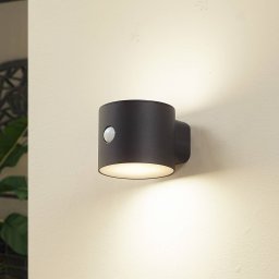 Lindby Amren LED solar wall light, black, ABS, sensor