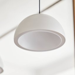 LOOM DESIGN LED pendant light Curve, white, aluminium, Ø 14 cm