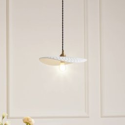 Lindby pendant light Annira, Ø 29 cm, ceramic, white/brass