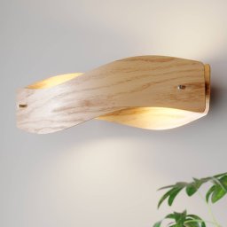 Quitani Lian wood wall light with dimmable LEDs