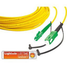 LIGHTWIN LSP-09 LCA-SCA1 - Simplex fibre optic patch cable, SM OS2, LC/APC - SC/APC, 1.0 m