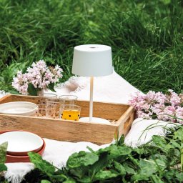 Zafferano Olivia mini rechargeable table lamp, white