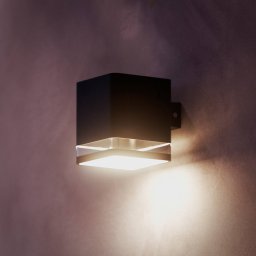 Philips LED solar outdoor wall light Virona, black, IP44