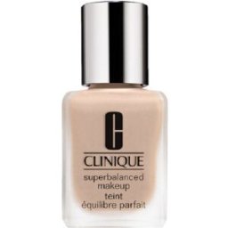 Clinique - Superbalanced MakeUp No. 04 Cream Chamois
